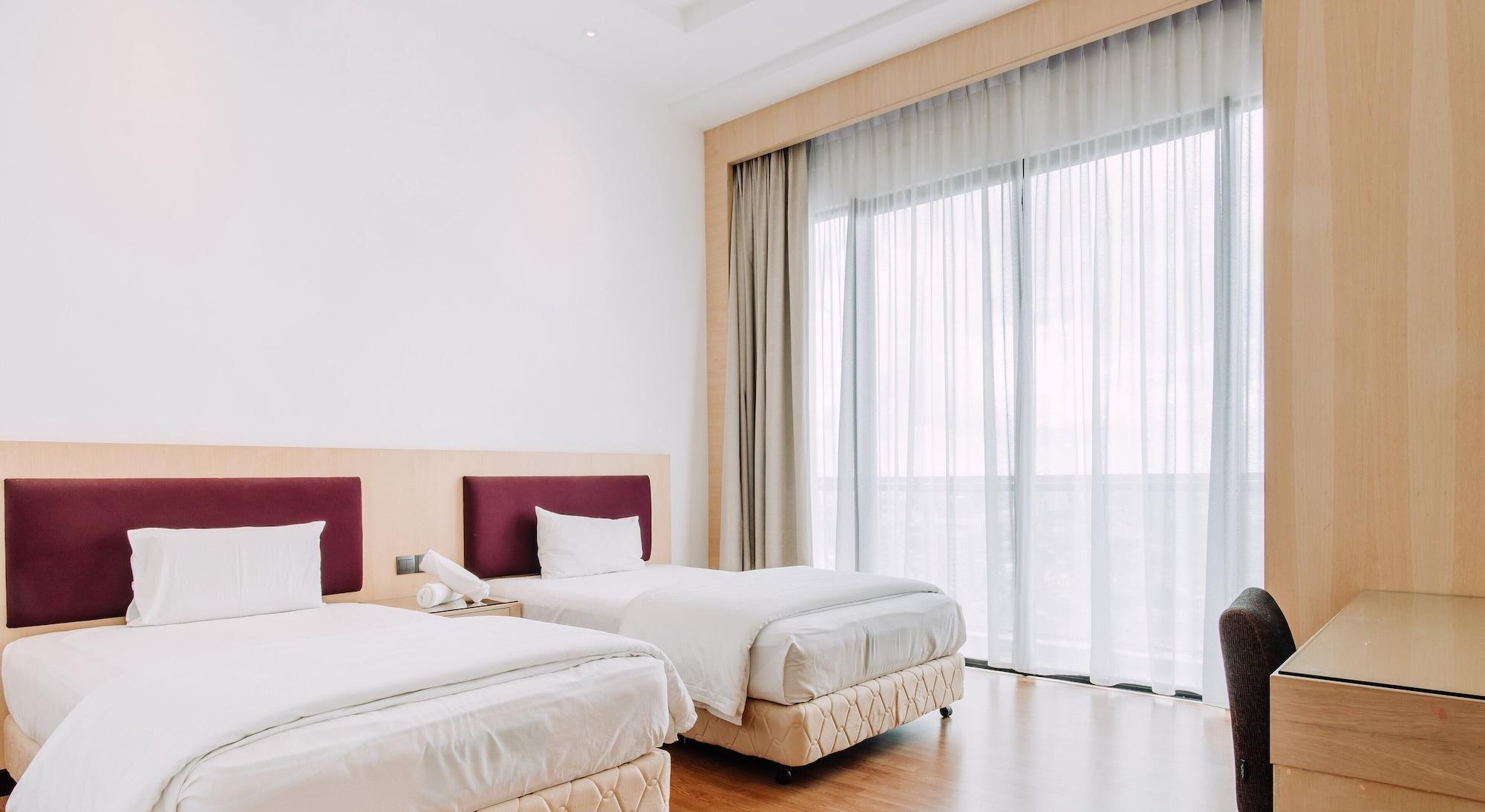 Imperial Suites Serviced Apartment Maong Bazaar Bagian luar foto
