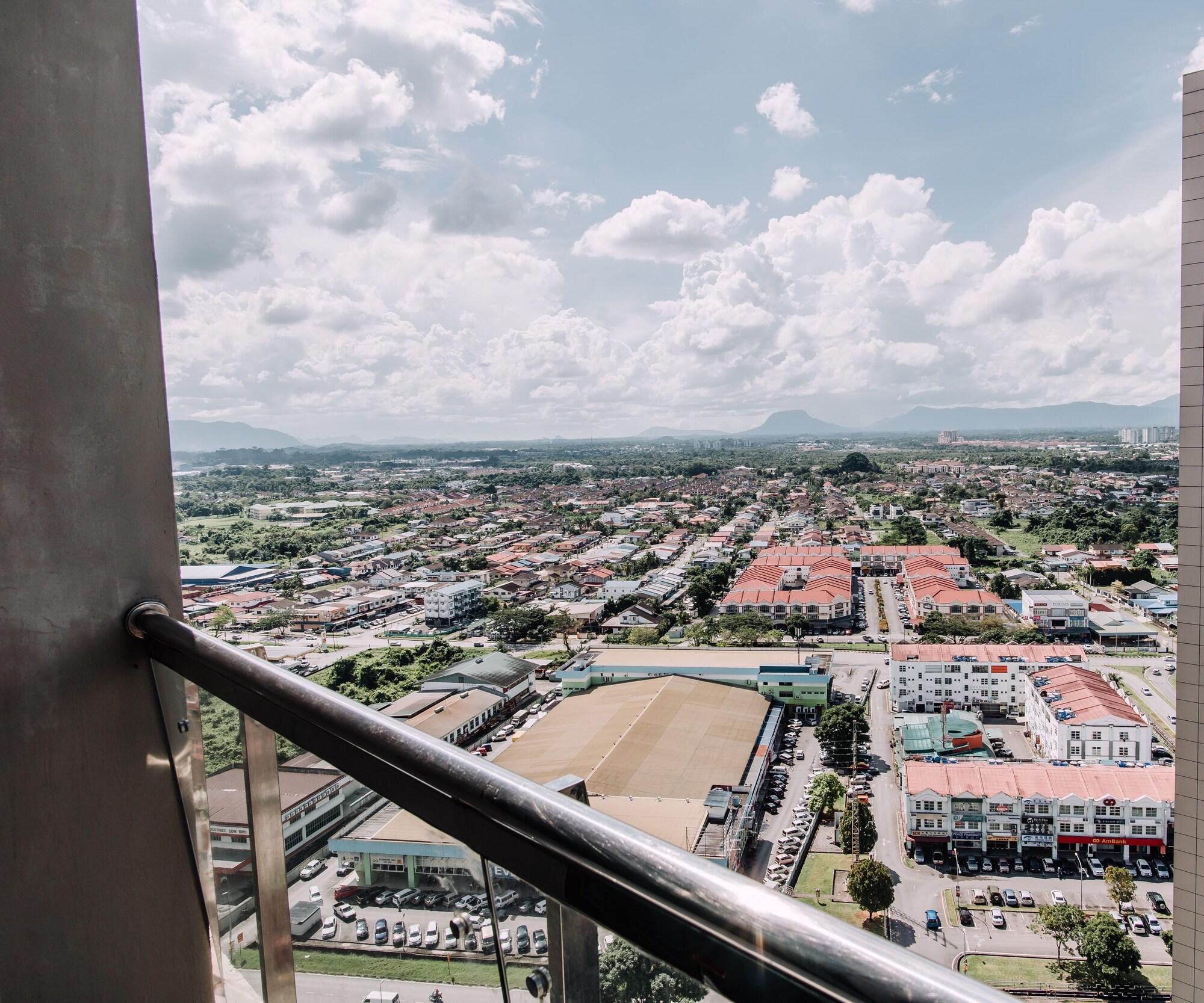 Imperial Suites Serviced Apartment Maong Bazaar Bagian luar foto