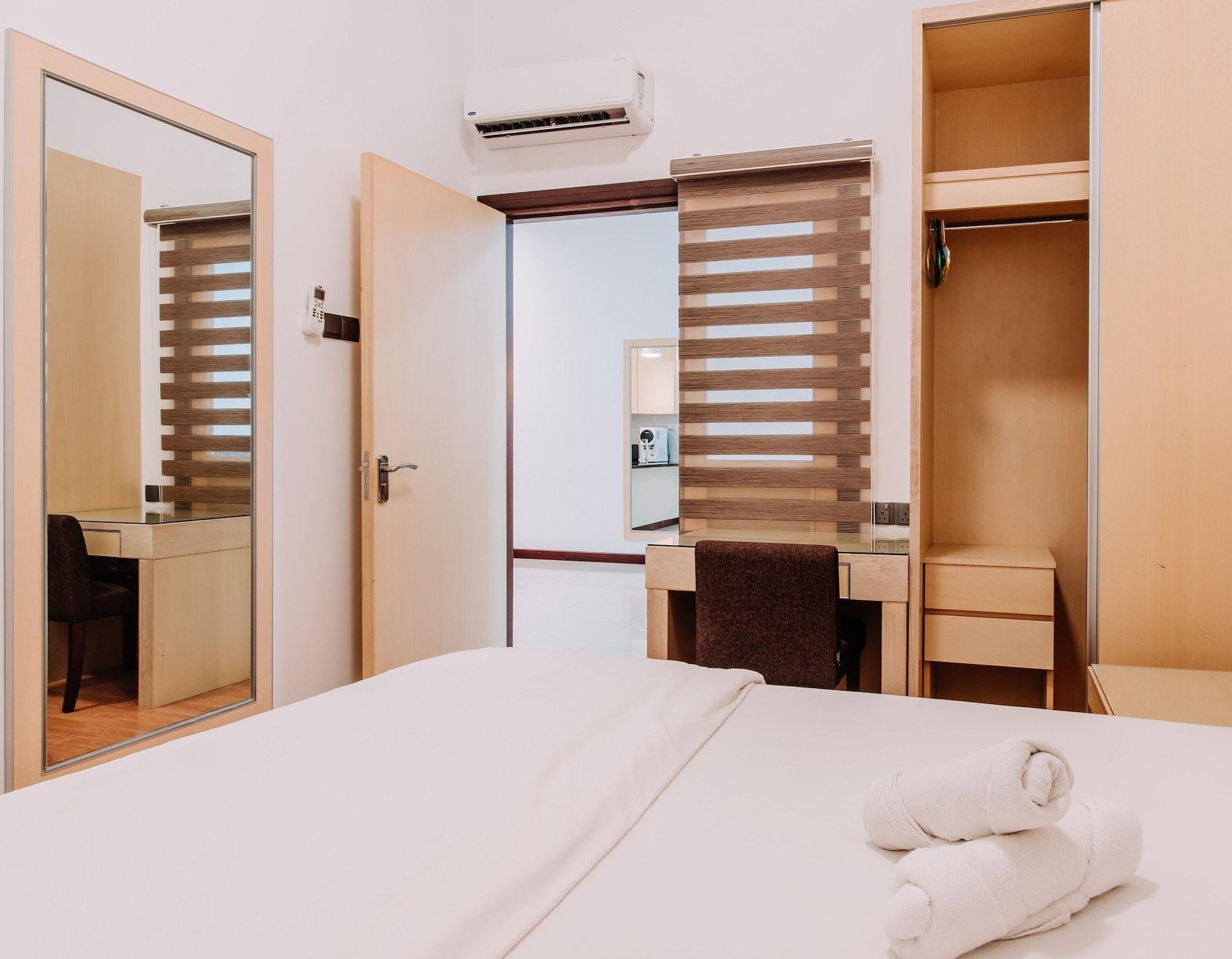 Imperial Suites Serviced Apartment Maong Bazaar Bagian luar foto