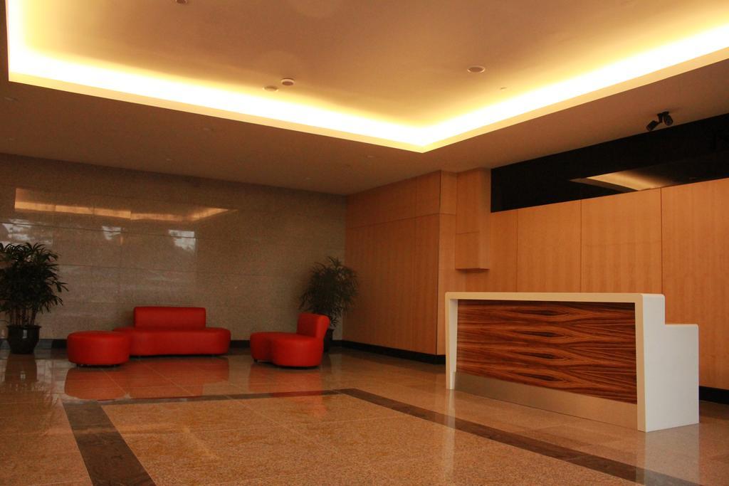 Imperial Suites Serviced Apartment Maong Bazaar Bagian luar foto