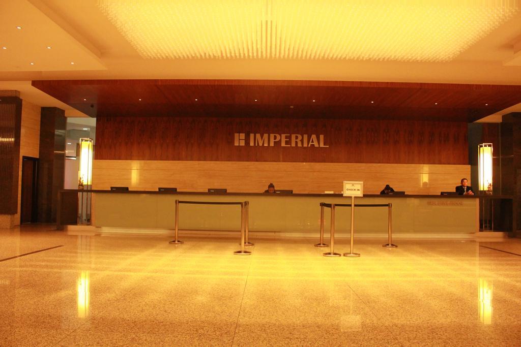 Imperial Suites Serviced Apartment Maong Bazaar Bagian luar foto