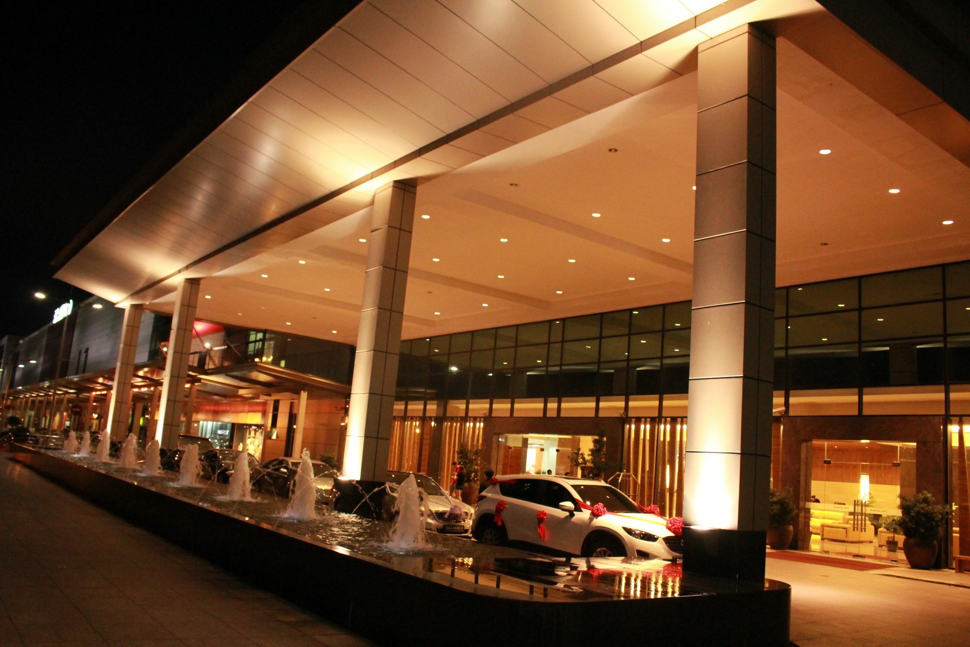 Imperial Suites Serviced Apartment Maong Bazaar Bagian luar foto
