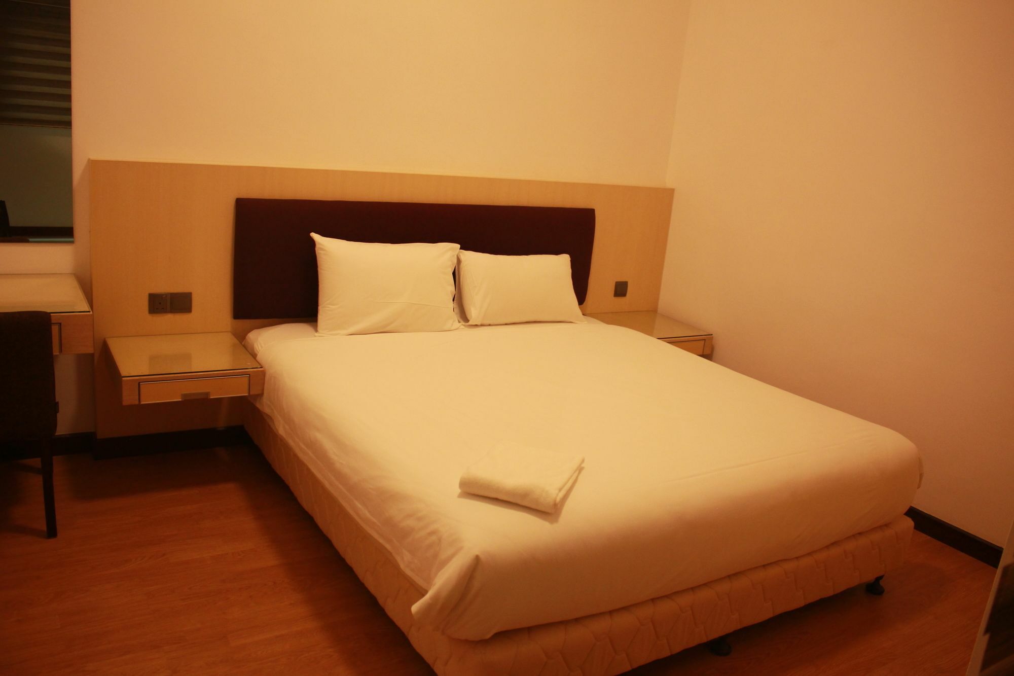 Imperial Suites Serviced Apartment Maong Bazaar Bagian luar foto